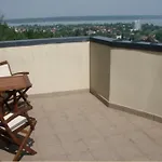 Balatonalmadi, Matyas Kiraly Nyaralo
