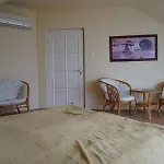 Balatonalmadi, Matyas Kiraly Nyaralo Balatonalmádi