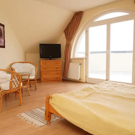 Apartman Balatonalmadi, Matyas Kiraly Nyaralo *