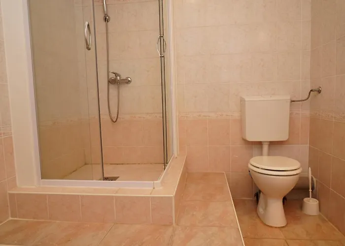 Balatonalmadi, Matyas Kiraly Nyaralo アパート Balatonalmádi